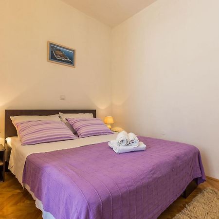 Mila Apartments In Old Town Centre Zadar Room photo